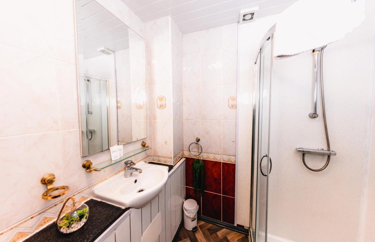 Old Town Central Apartments By The Meadows Edinburgh Ngoại thất bức ảnh
